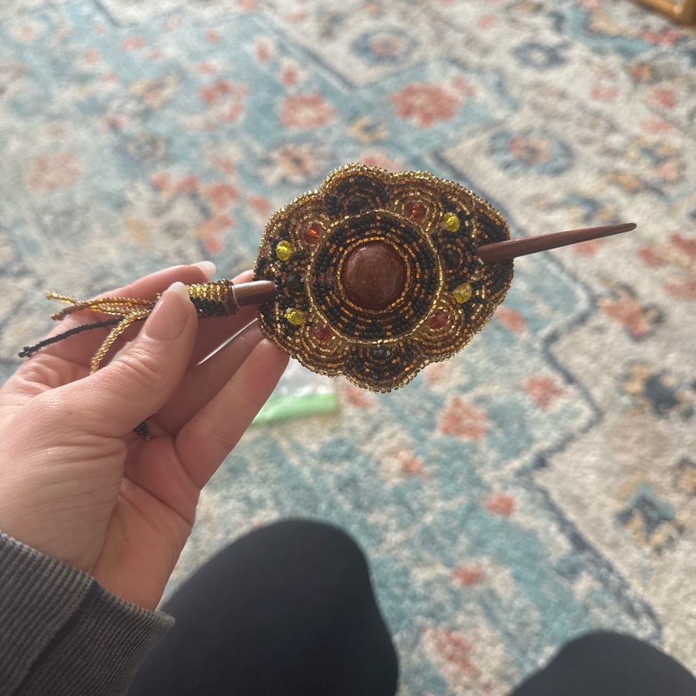 Handcrafted Beaded Hair Accessory - Picture 2 of 2